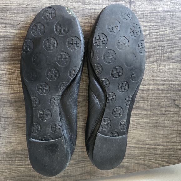 Tory Burch Black Leather Ballet Flats, Size 9M - Picture 8 of 16